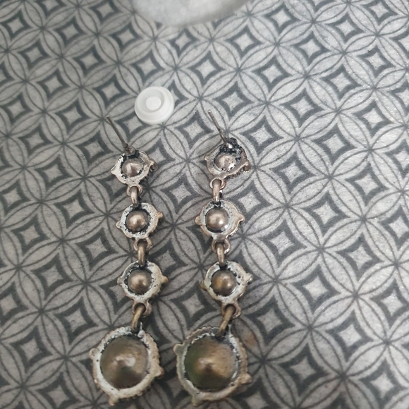 Ear rings - Picture 2 of 2